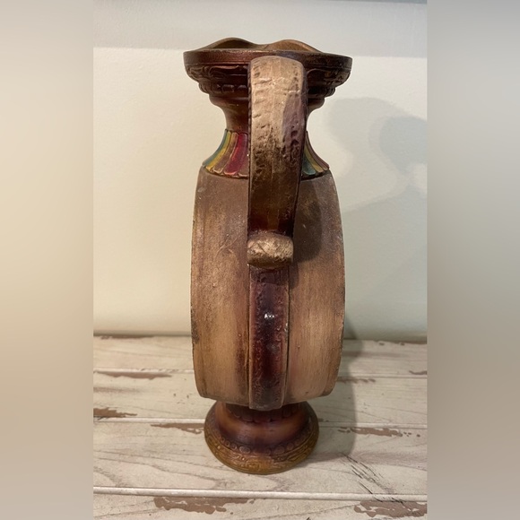 Vintage Norleans Large 3-D Ceramic Pitcher or Urn with spout Japan - Picture 3 of 9